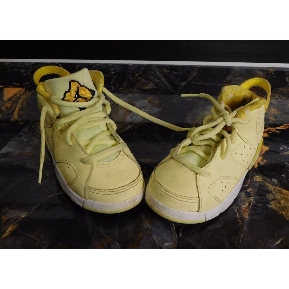 Air Jordan 6 Retro "Citron Tint" Dynamic Yellow Kids Sneakers Pre-Owned